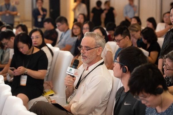 Starbucks & Alibaba press conference